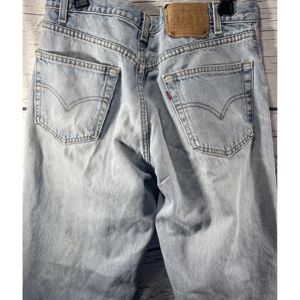 Levis 550 Light Stone Wash Relaxed Fit Made In‎ Canada Jeans 34x34